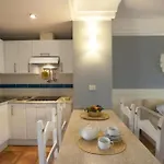 Tranquil Lantana 1 Bedroom Sleeps 5 Апартаменты Пула